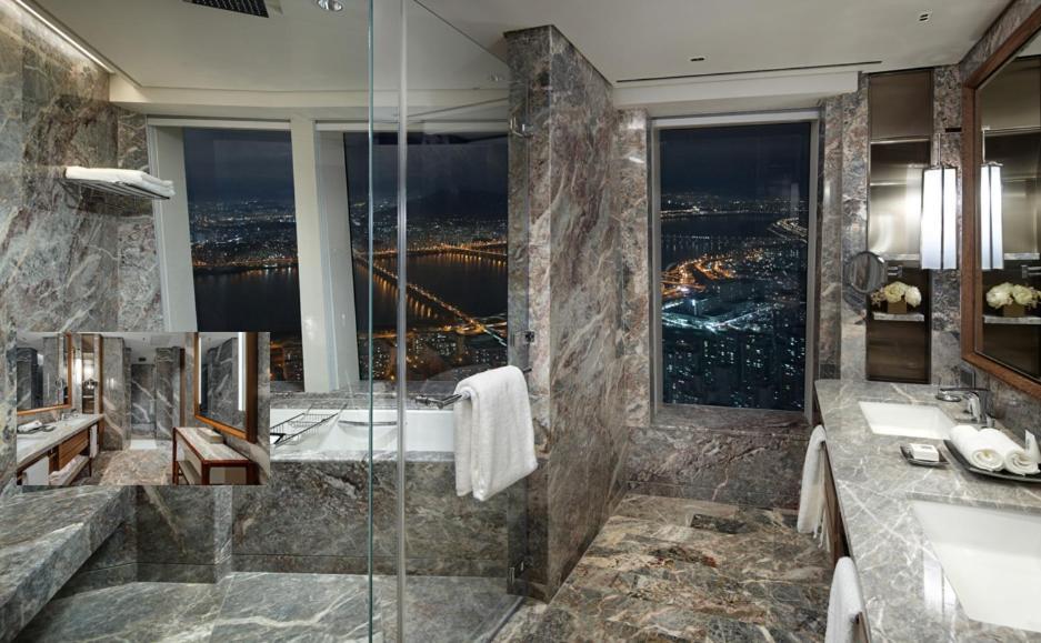 Signiel 5* Seoul