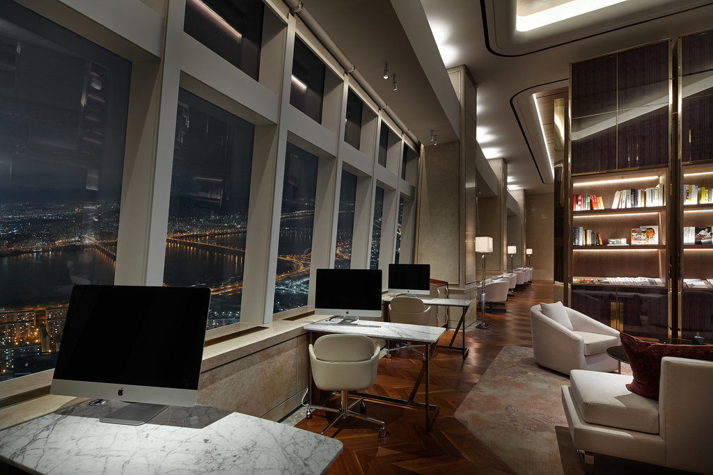 Hotel Signiel 5*